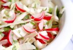 Salade de radis et chou plat