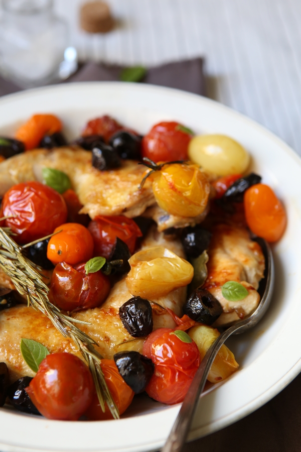 Recette de poulet en cocotte avec olives et tomates