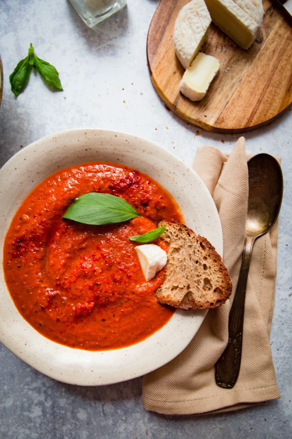 Recette de soupe de tomates rôties