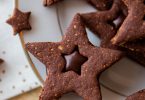 Biscuits de Noël au chocolat et à la noisette