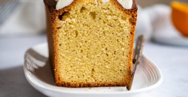 Cake facile à l'amande et à la vanille